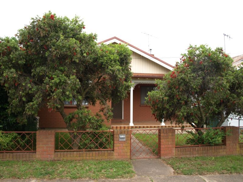 141 Clinton Street, Goulburn NSW 2580