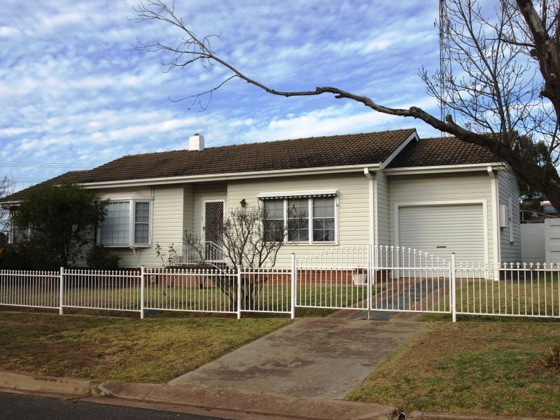 28 Mount Street, Goulburn NSW 2580