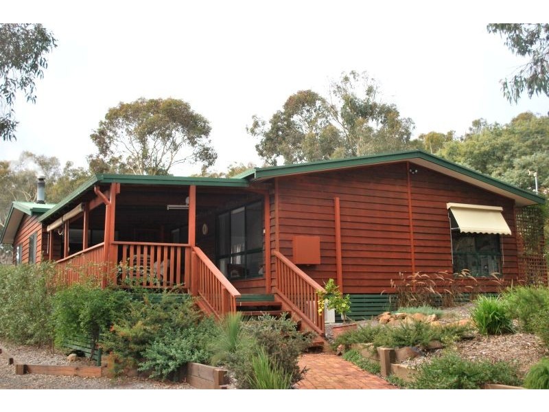 24 Henderson Street, Goulburn NSW 2580