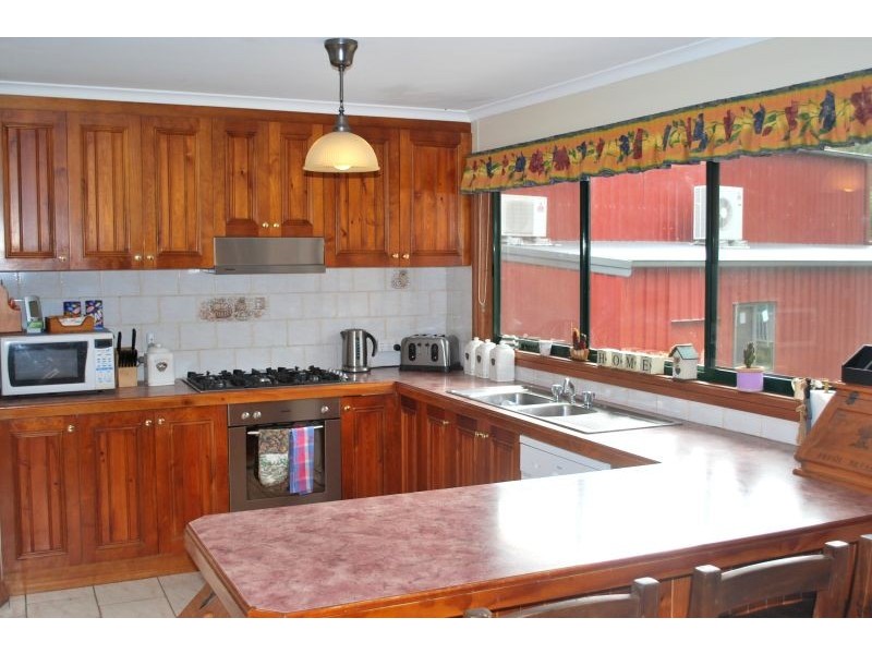 24 Henderson Street, Goulburn NSW 2580