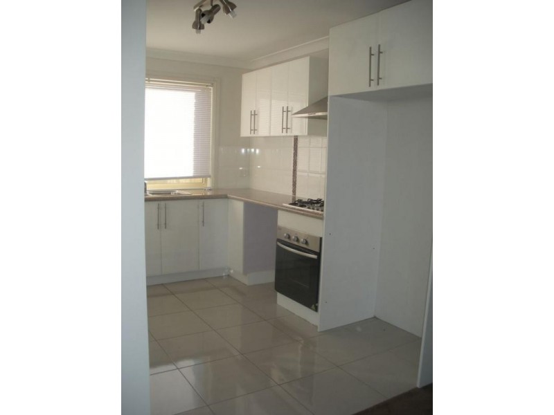 13 Wright Place, Goulburn NSW 2580