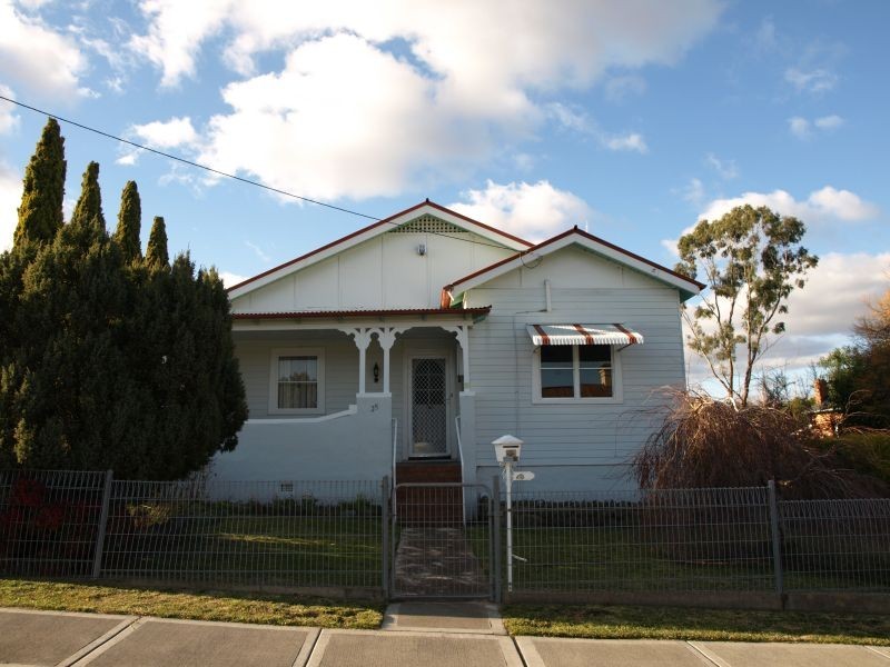25 John Street, Goulburn NSW 2580