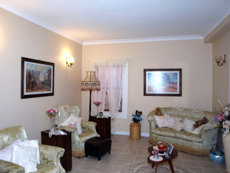 18 Auburn Street, Goulburn NSW 2580