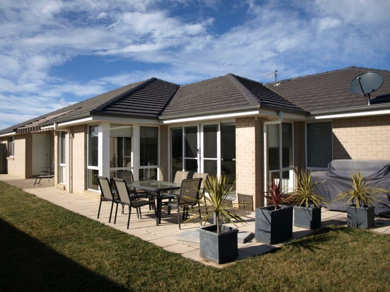16 St Aubyn Road, Goulburn NSW 2580