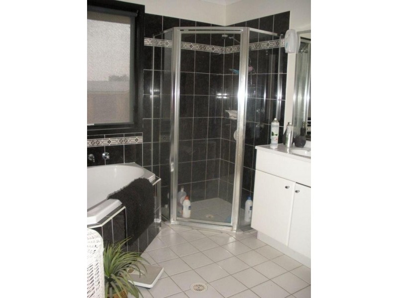 55 Green Valley Road, Goulburn NSW 2580