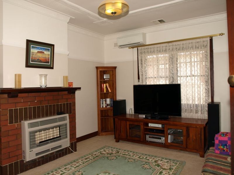 43 Belmore Street, Goulburn NSW 2580