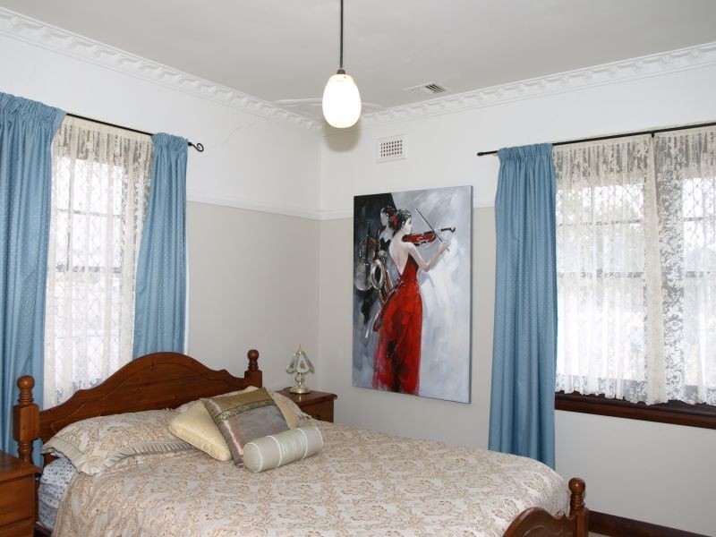 43 Belmore Street, Goulburn NSW 2580