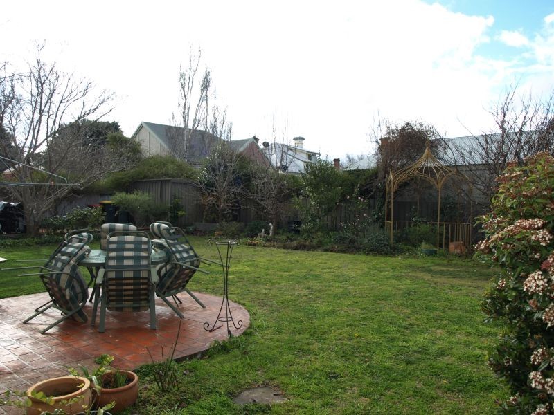 97 Bradley Street, Goulburn NSW 2580