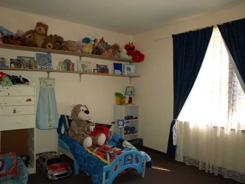 20 Strathallen Crescent, Goulburn NSW 2580