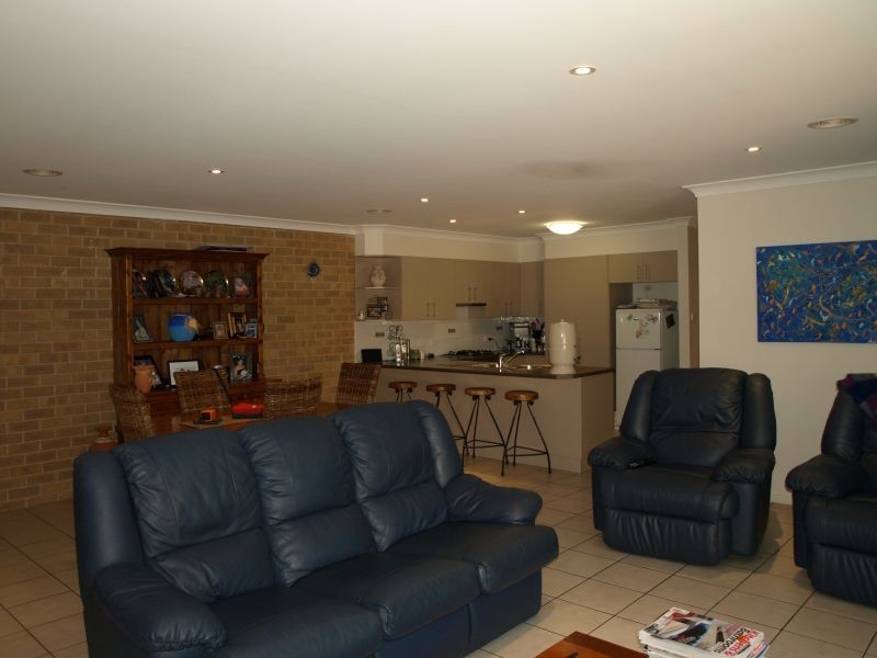 1/4 Moore Place, Goulburn NSW 2580