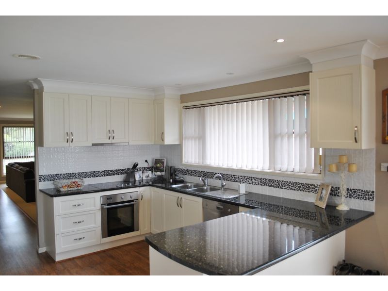 37 Dalley Street, Goulburn NSW 2580