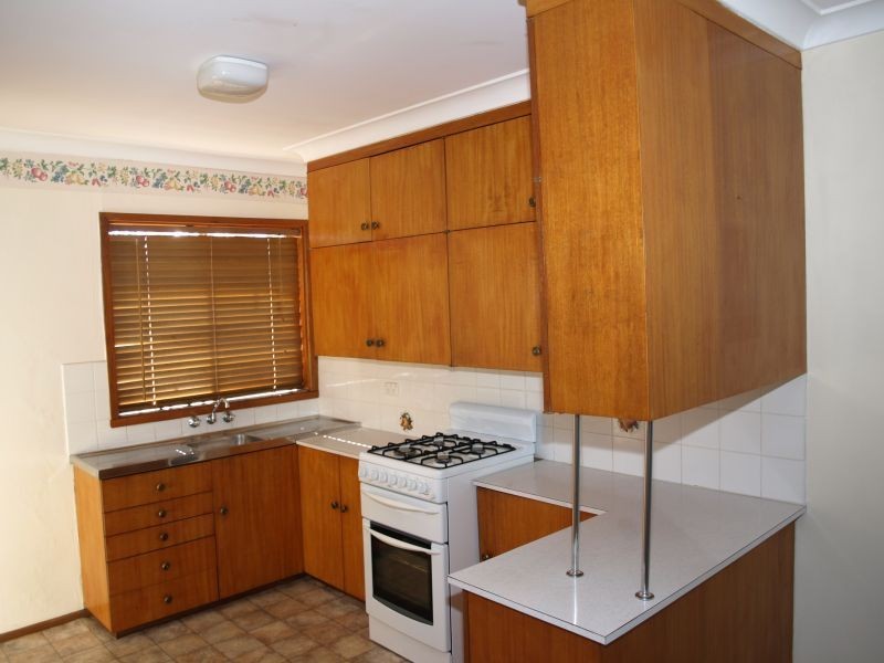 14 Taralga Road, Goulburn NSW 2580