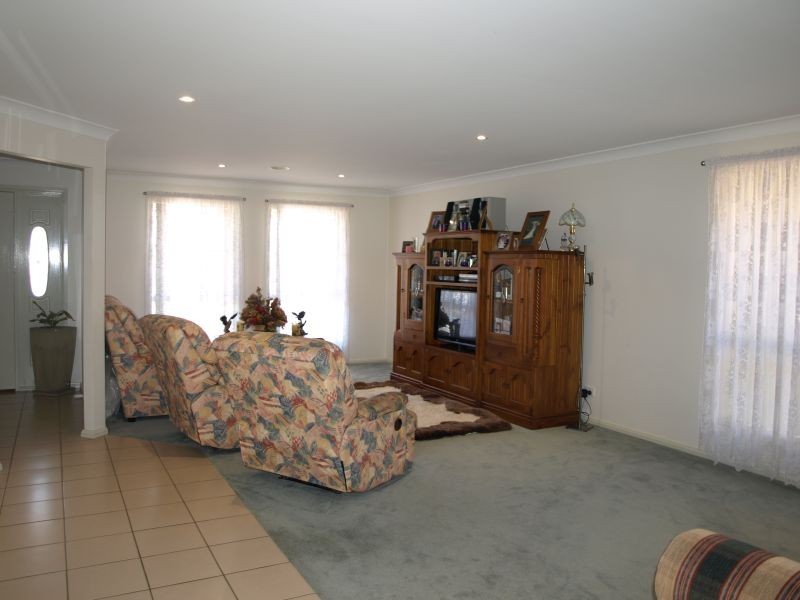 24 Monastery Drive, Goulburn NSW 2580