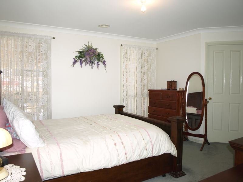 24 Monastery Drive, Goulburn NSW 2580