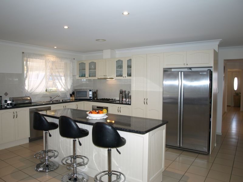 24 Monastery Drive, Goulburn NSW 2580