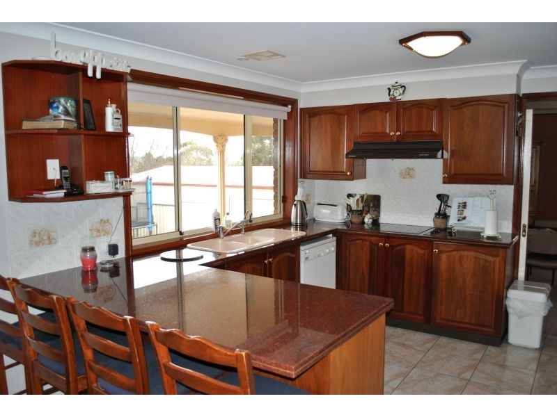 23 Ballanya Avenue, Goulburn NSW 2580