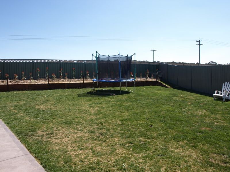 5 Ash Close, Goulburn NSW 2580