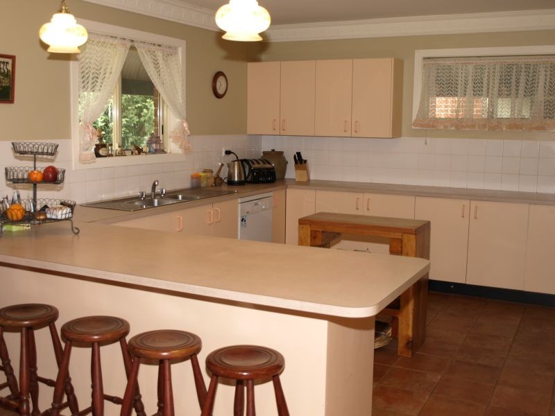 33 Run-O-Waters Drive, Goulburn NSW 2580