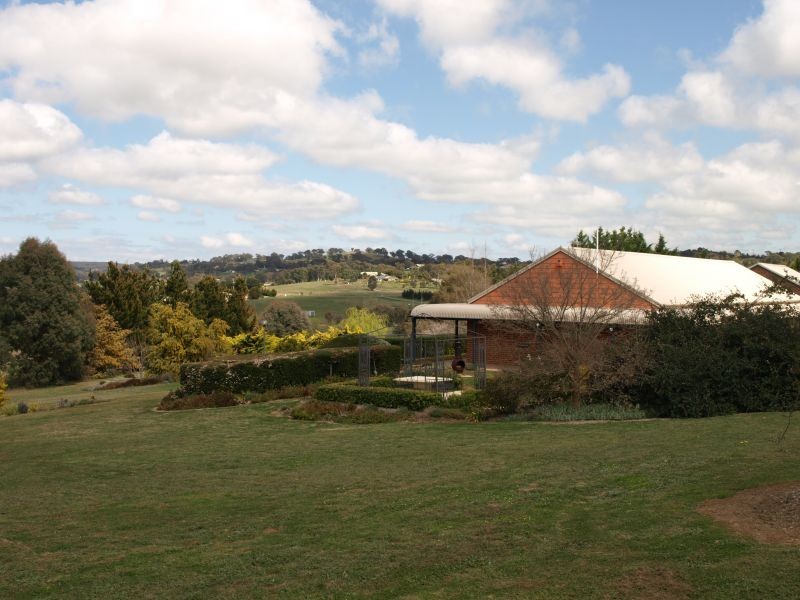 33 Run-O-Waters Drive, Goulburn NSW 2580