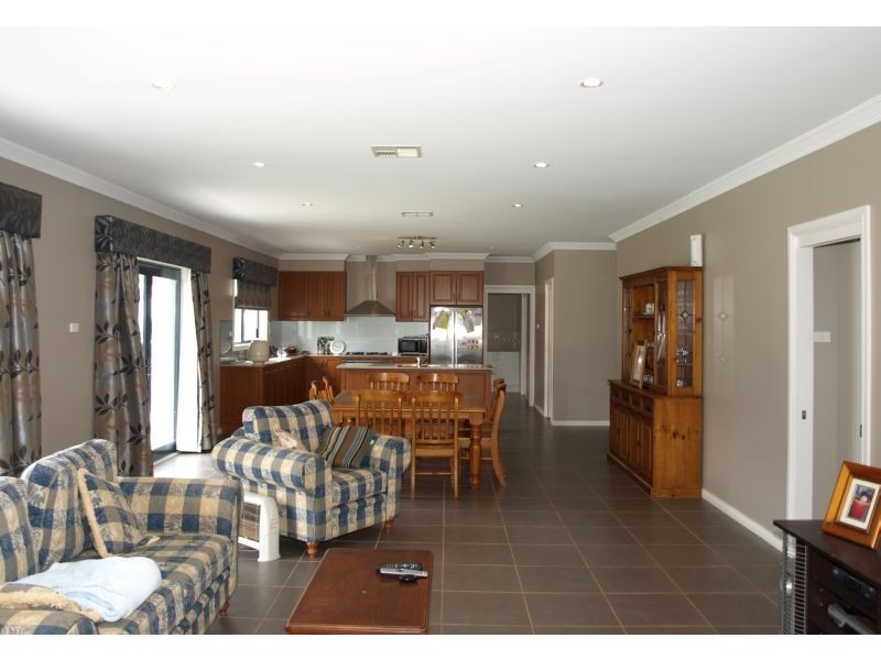 19 Abbey Road, Goulburn NSW 2580