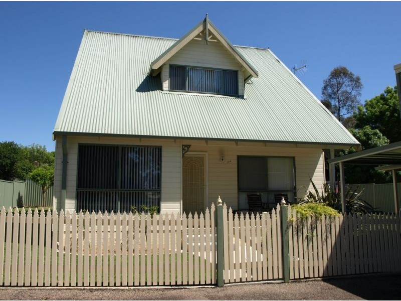 12a Cressy Street, Goulburn NSW 2580