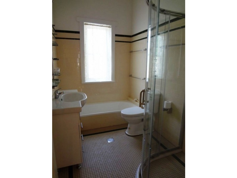 5 Victoria Street, Goulburn NSW 2580