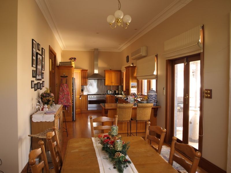 220 Cowper Street, Goulburn NSW 2580