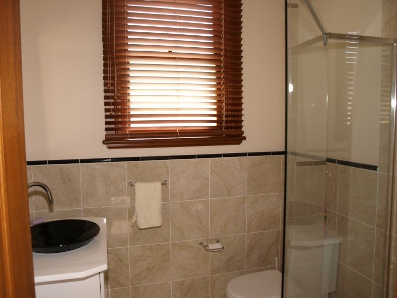 220 Cowper Street, Goulburn NSW 2580