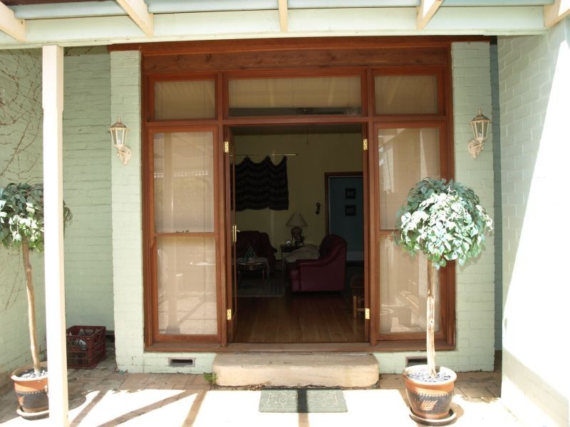 220 Cowper Street, Goulburn NSW 2580