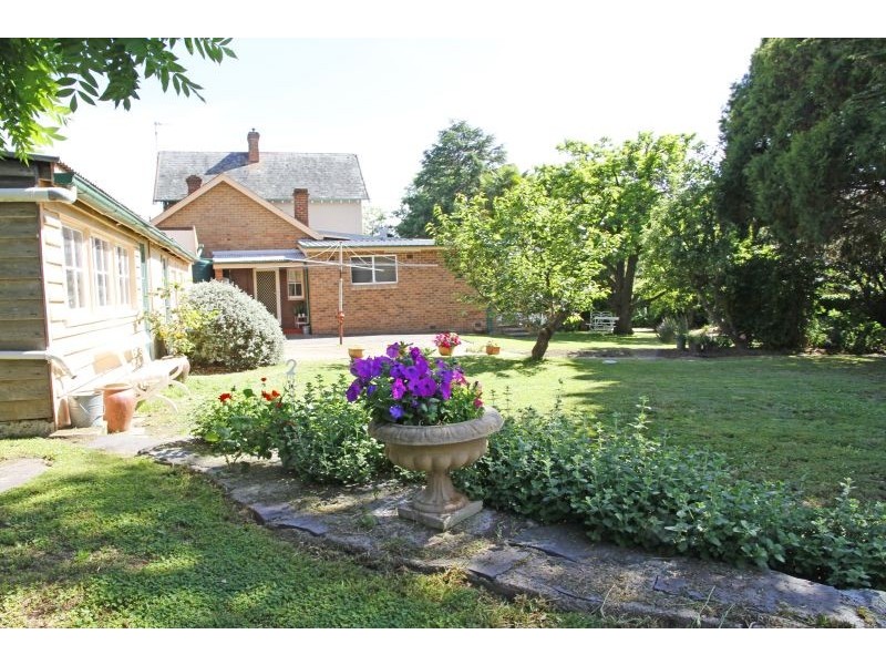 12 Hurst Street, Goulburn NSW 2580