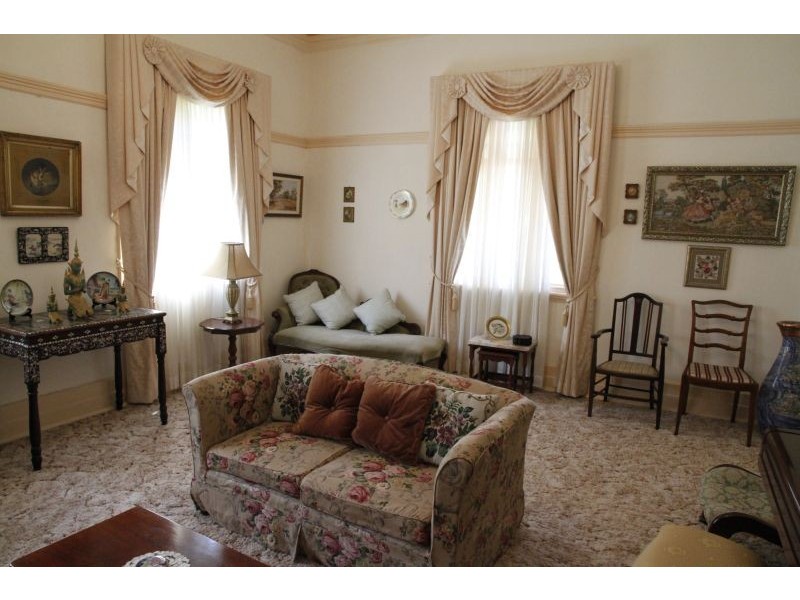 12 Hurst Street, Goulburn NSW 2580