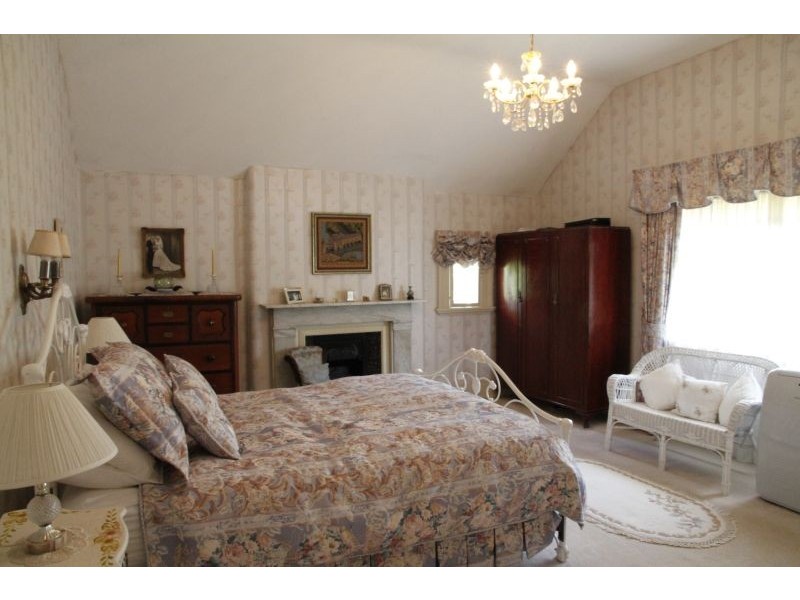 12 Hurst Street, Goulburn NSW 2580