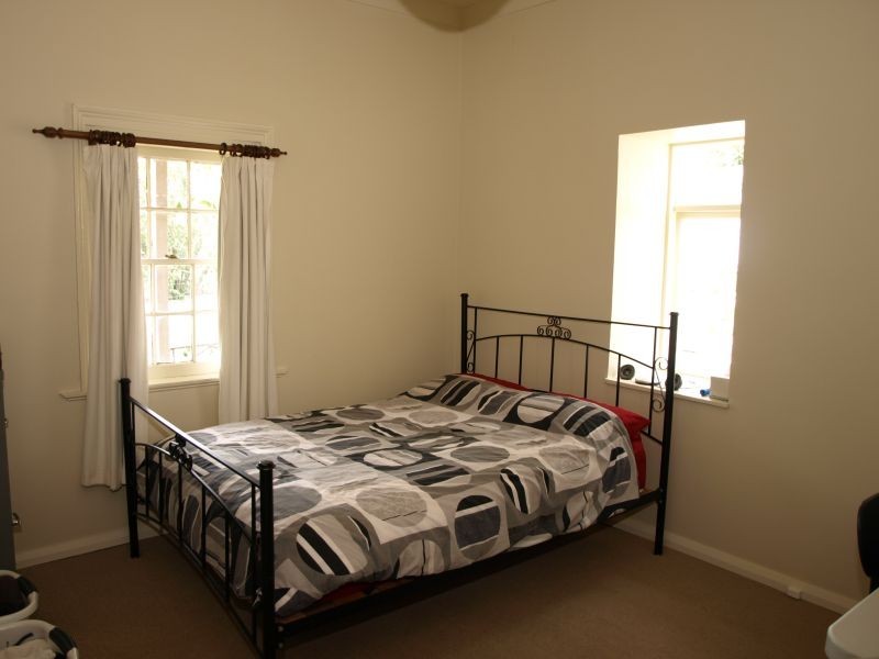 16 East Street, Goulburn NSW 2580