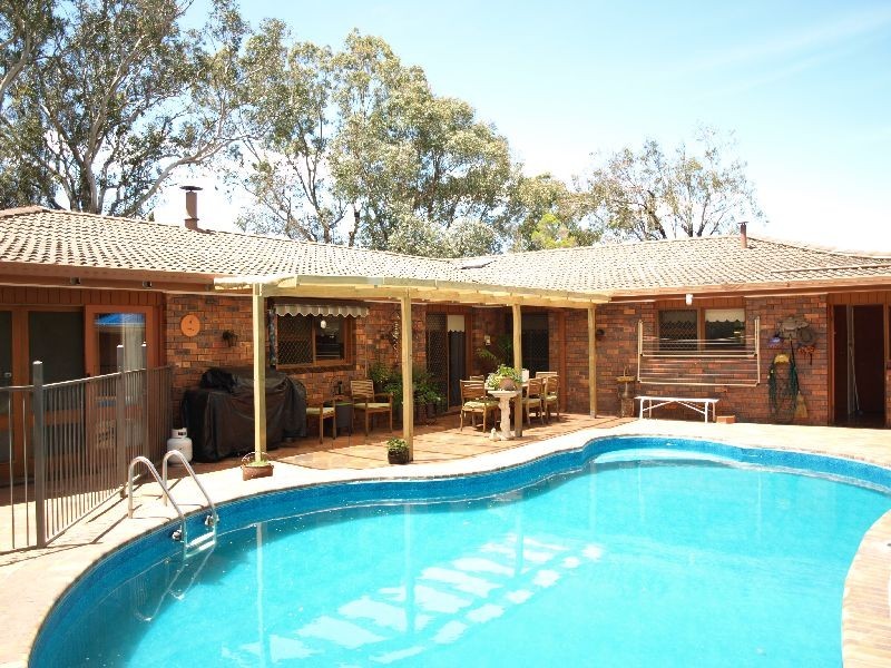92 Cathcart Street, Goulburn NSW 2580
