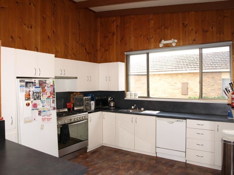 15 Emmerson Street, Goulburn NSW 2580