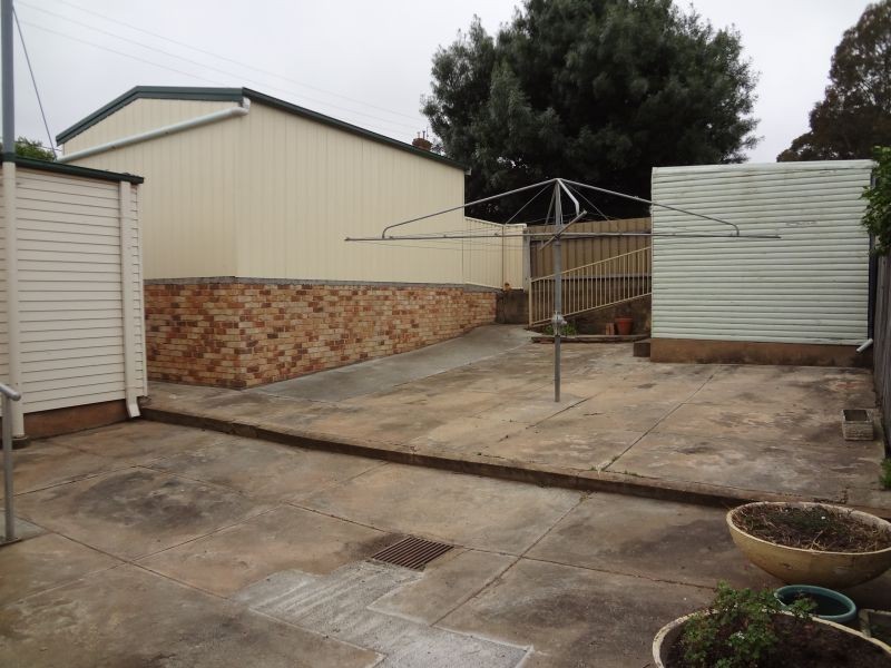 93 Clinton Street, Goulburn NSW 2580