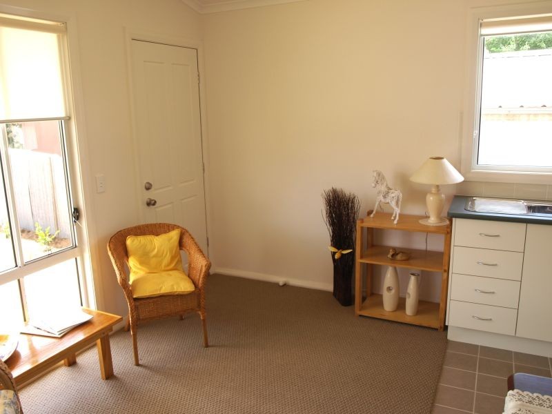 6 John Street, Goulburn NSW 2580