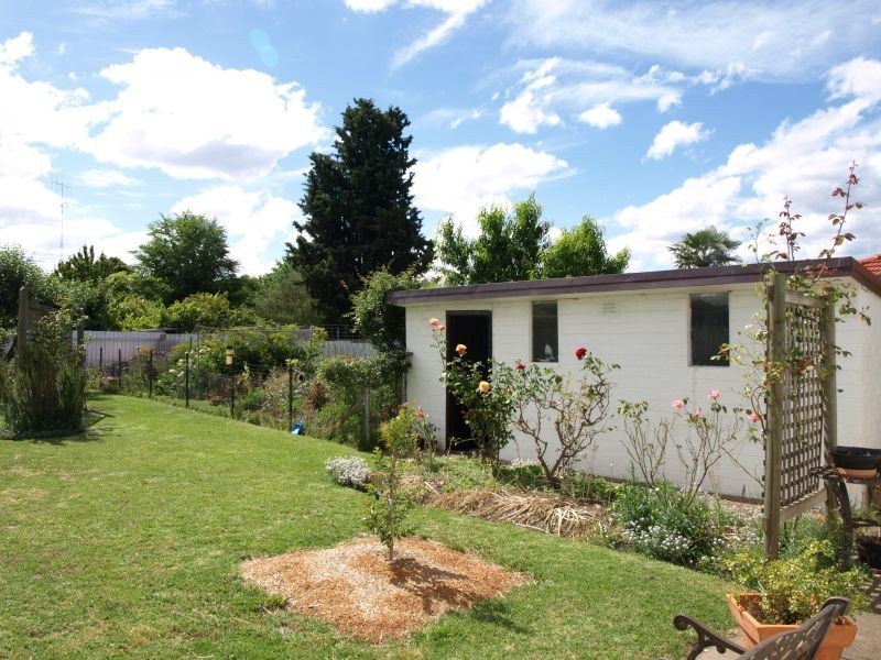 8 Wayo Street, Goulburn NSW 2580