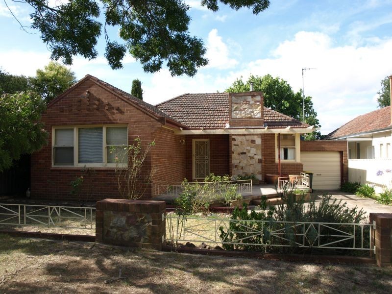 7 Lawrenny Avenue, Goulburn NSW 2580