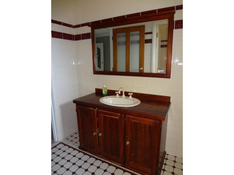 15 Kerr Place, Goulburn NSW 2580