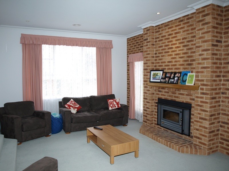 17 Bladwell Place, Goulburn NSW 2580