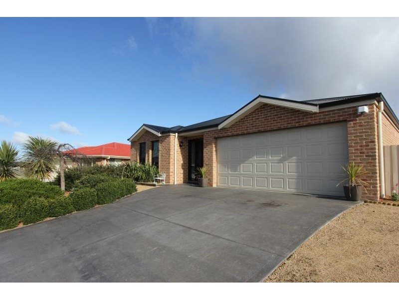 11 Cahill Place, Goulburn NSW 2580