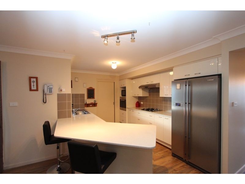 11 Cahill Place, Goulburn NSW 2580