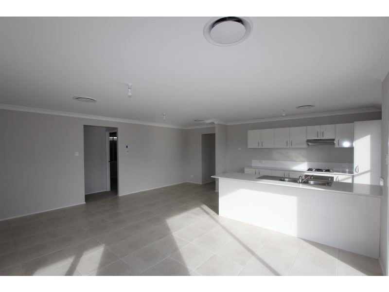 15 Heath Street, Goulburn NSW 2580