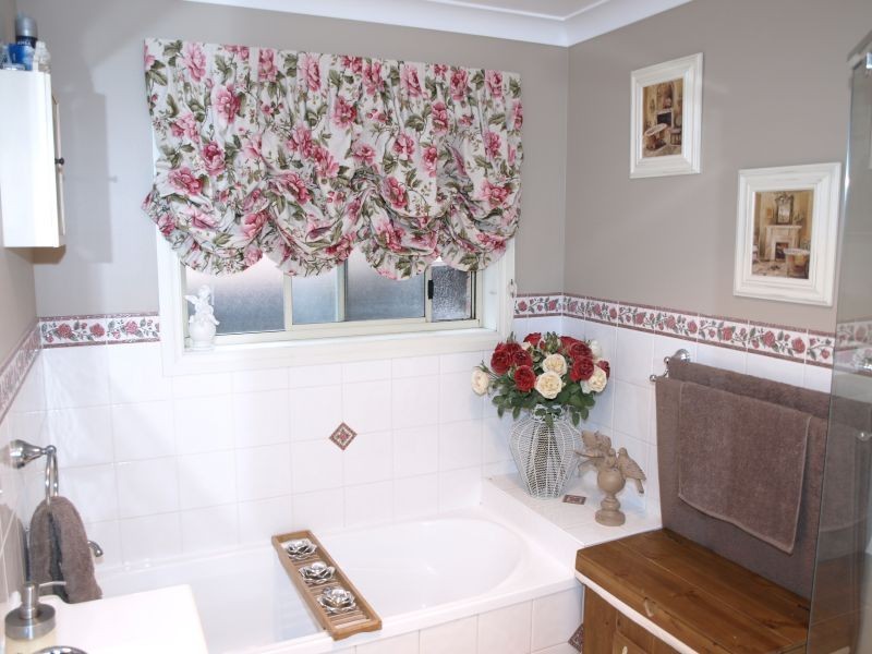 18 Amaroo Place, Goulburn NSW 2580