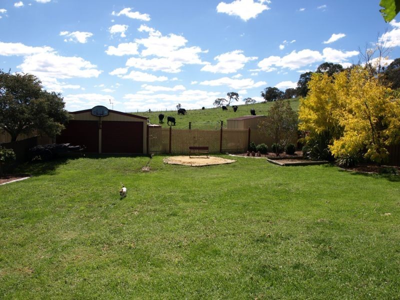 18 Amaroo Place, Goulburn NSW 2580