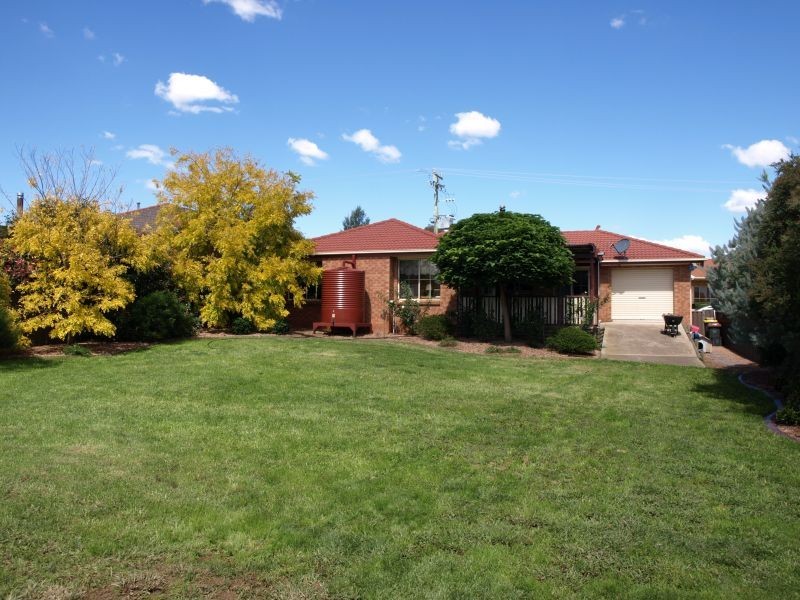18 Amaroo Place, Goulburn NSW 2580