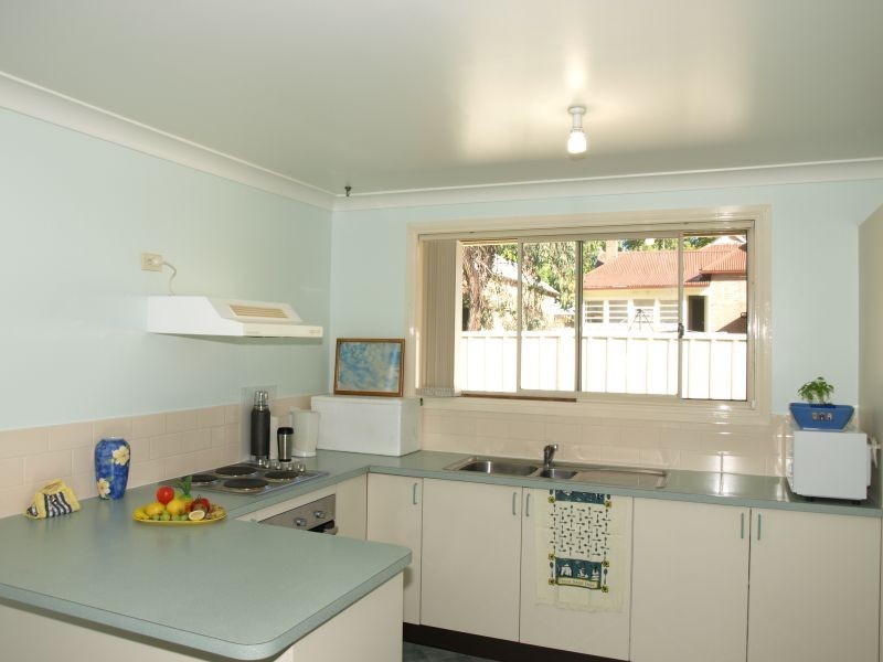18/28 Lagoon Street, Goulburn NSW 2580