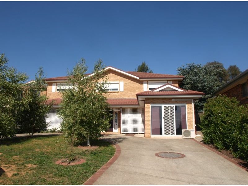 27 Amaroo Place, Goulburn NSW 2580