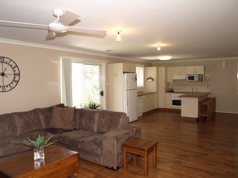 27 Amaroo Place, Goulburn NSW 2580